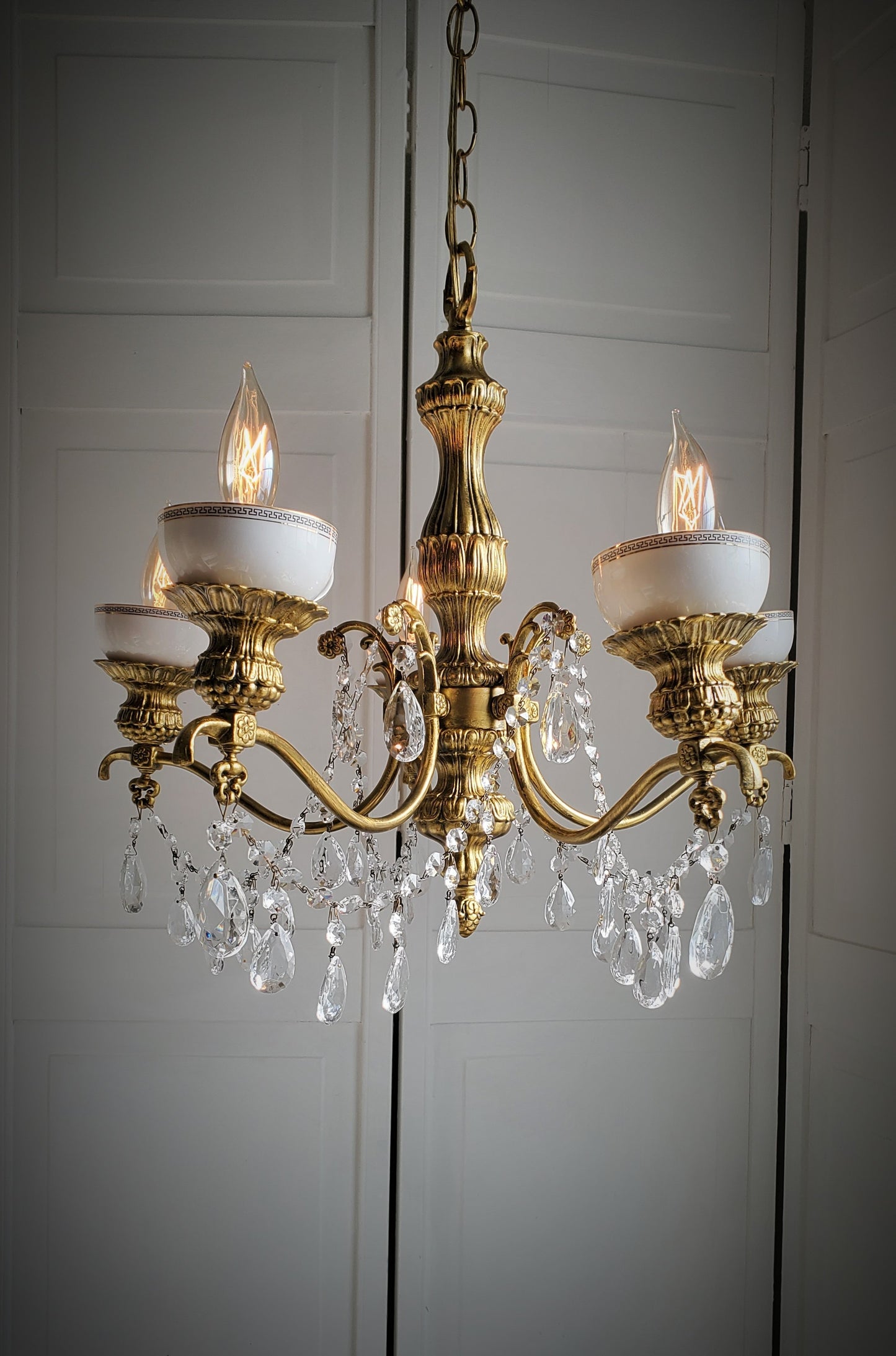 SOLD- Chandelier Glamorous Teacup "FRANCIS" Vintage 5-Light Greek Key Porcelain Tea Cups (FREE SHIPPING)